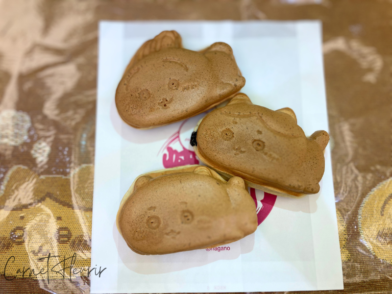 ちいかわ焼きの3種(ちいかわ・ハチワレ・うさぎ)が並んだ様子。見た目の可愛さが際立つセット写真