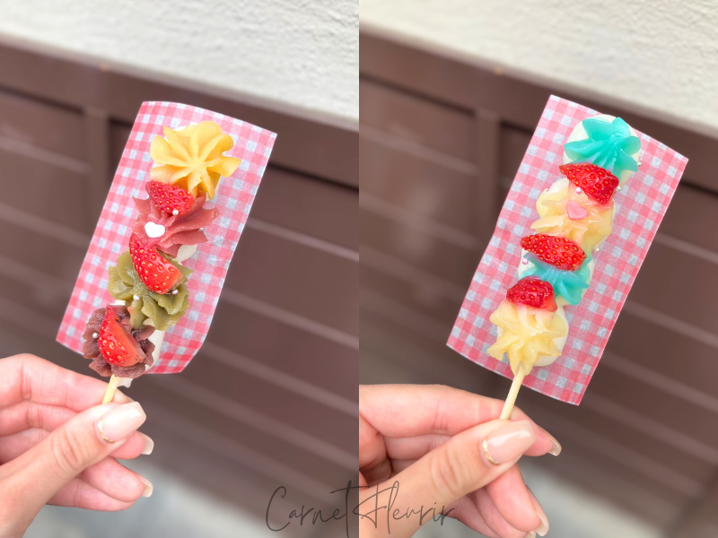 浅草そらつきのカラフル団子。
苺と色とりどりの餡がのっている。